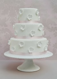 Angharad Llywelyn Wedding Cakes 1088064 Image 9